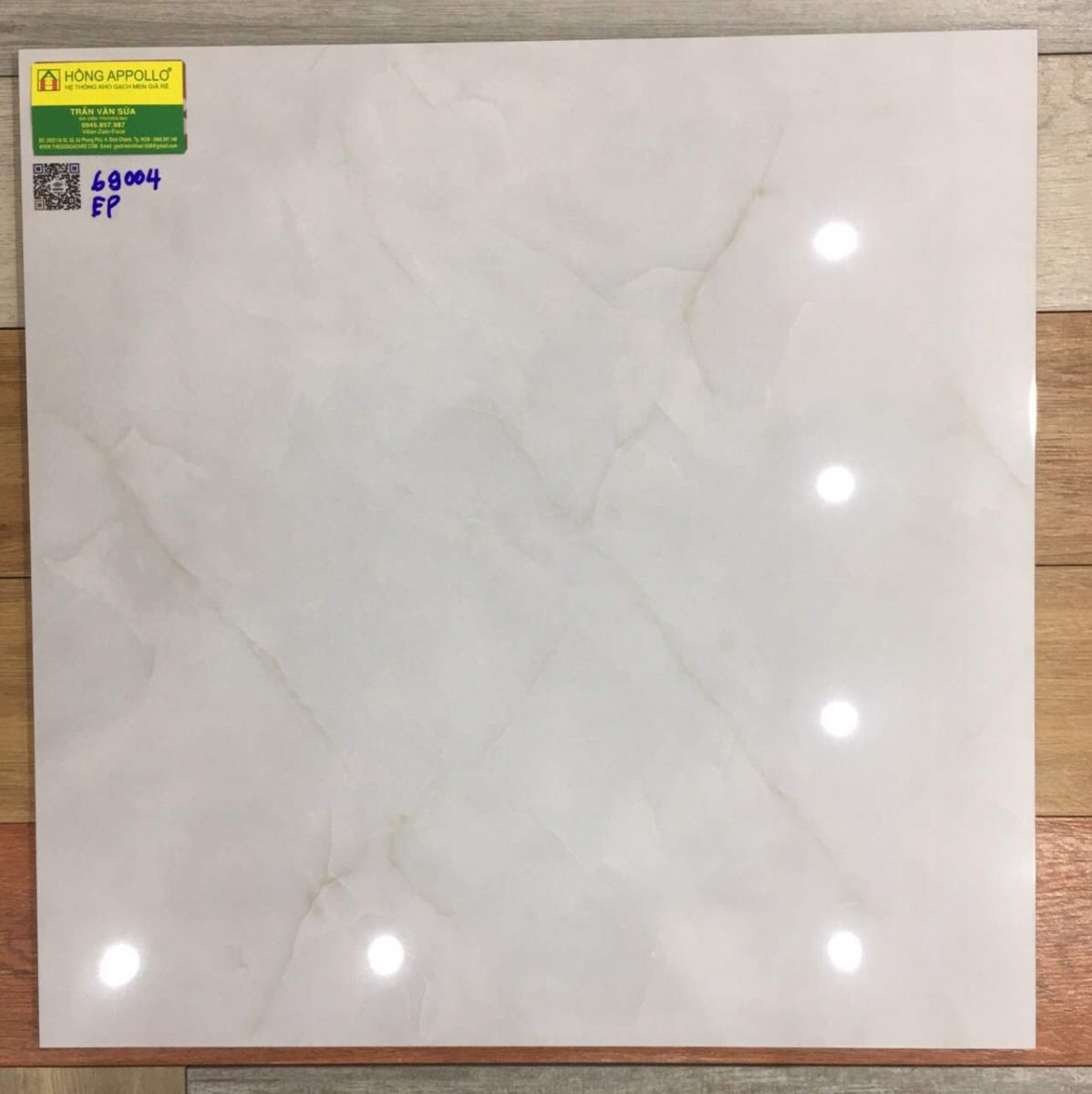 đá bóng kiếng 60x60 lát nền ý mỹ