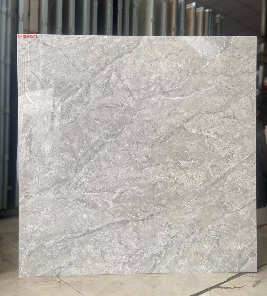 Gạch 80x80 bóng kiếng