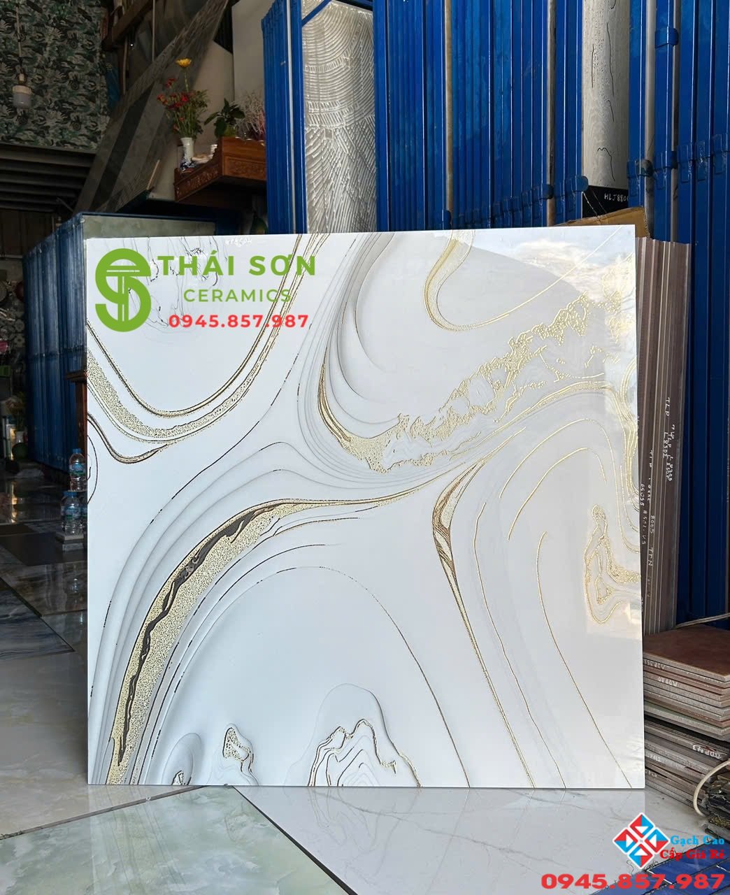 Gạch trung quốc 80x80 lát nền nhũ vàng siêu bóng 