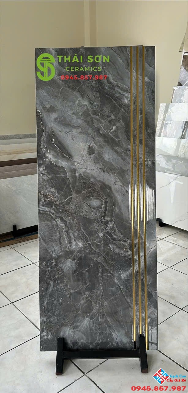Gạch cầu thang 47x120 trung quốc màu xám đen vân đá