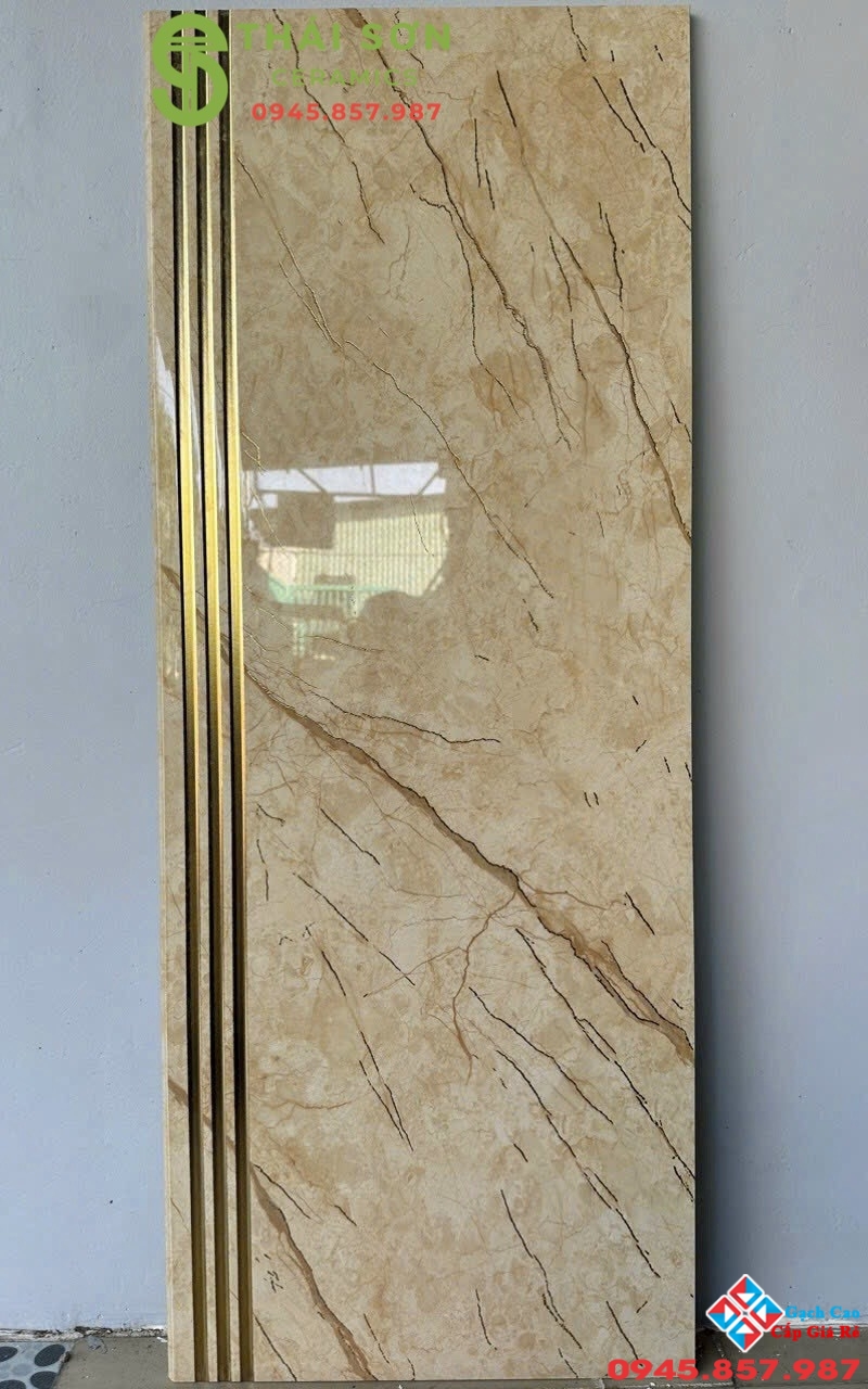 Gạch lát cầu thang 47x120 trung quốc màu vàng khắc kim