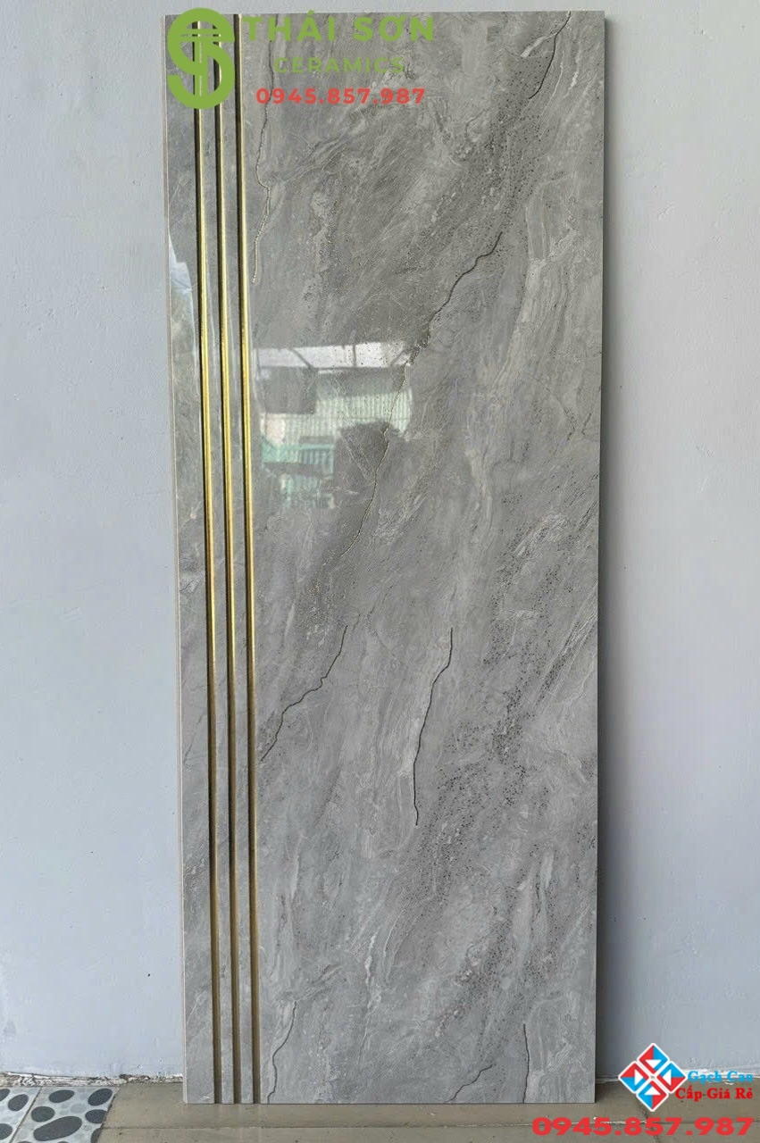 Gạch bậc cầu thang 47x120 trung quốc màu xám khắc bạc