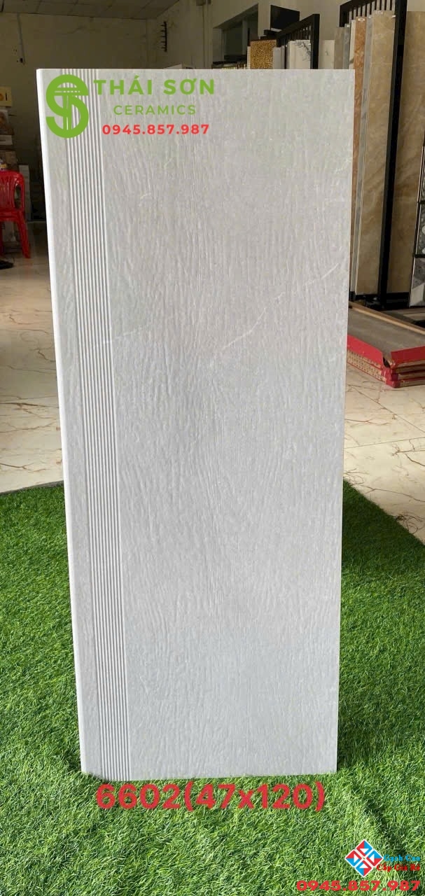 Mẫu gạch cầu thang vân gỗ 47x120 nhập khẩu