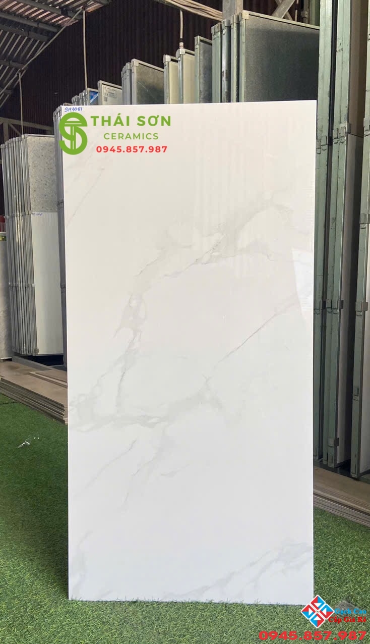 Gạch ấn độ 60x120 trắng vân mây bóng kiếng lát nền giá rẻ