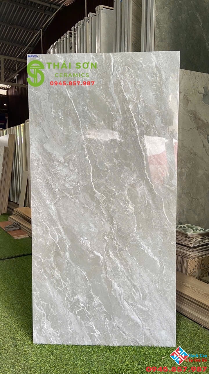 Gạch vicenza 60x120 bóng kiếng lát nền phòng khách