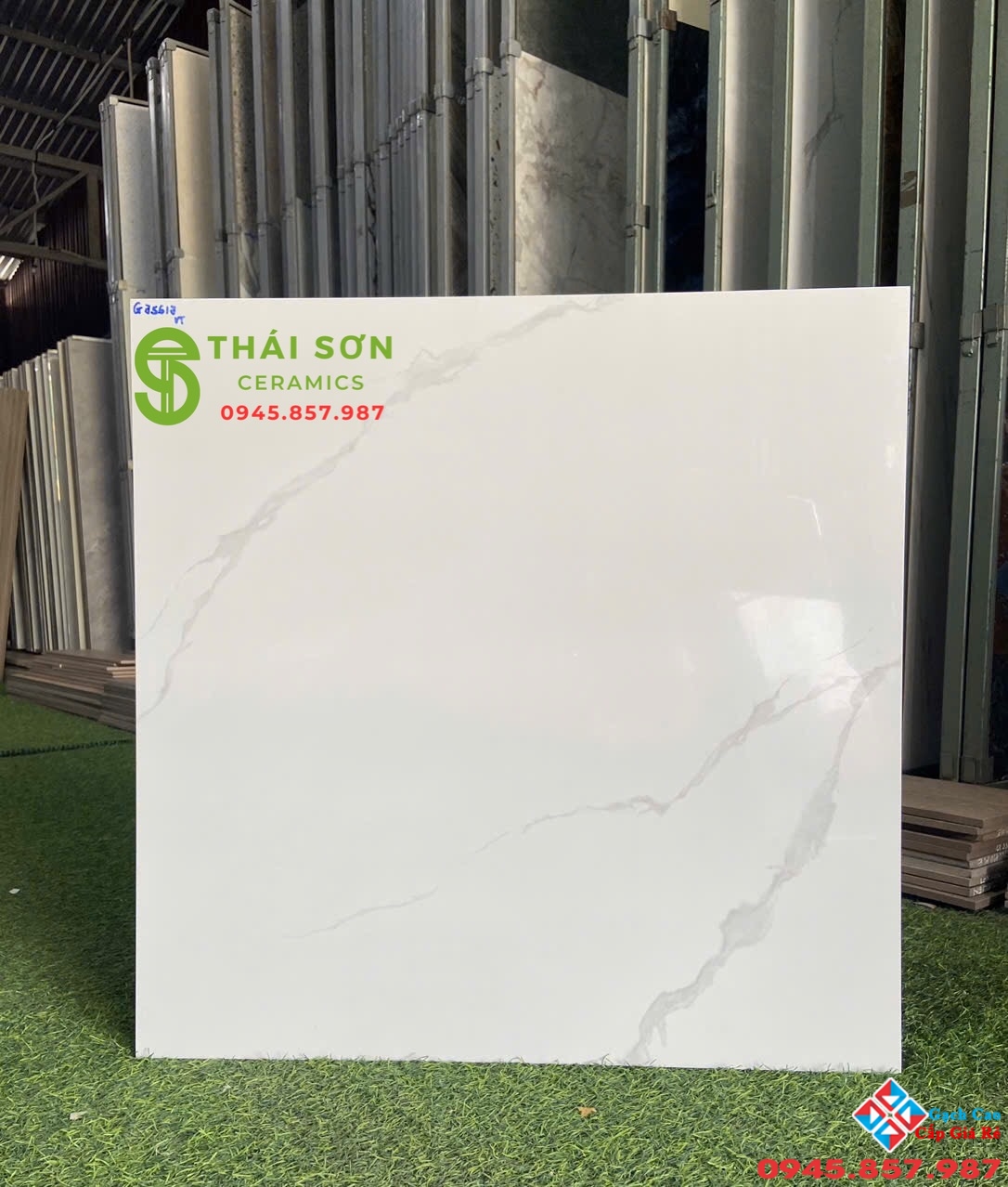 Gạch vitto hoàn mỹ 60x60 bóng kiếng trắng vân mây