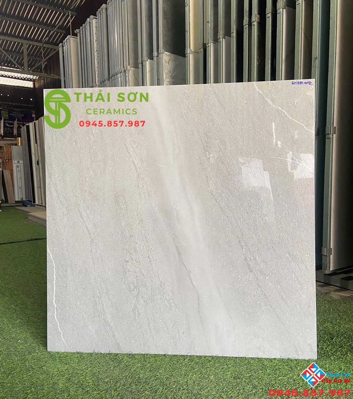 Gạch lát nền TTC bóng kiếng 80x80 màu xám cao cấp