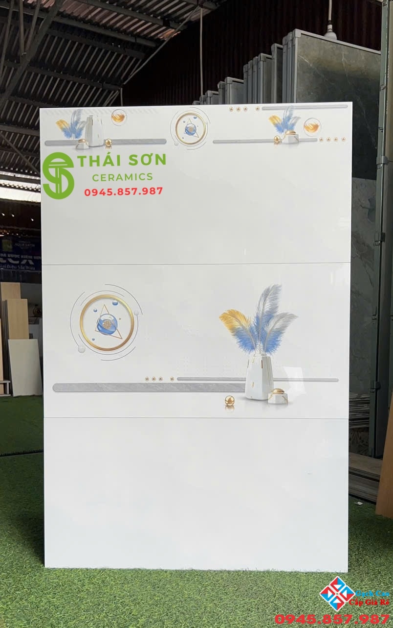 Gạch takao trắng xám 40x80 bóng kiếng ốp tường phòng khách