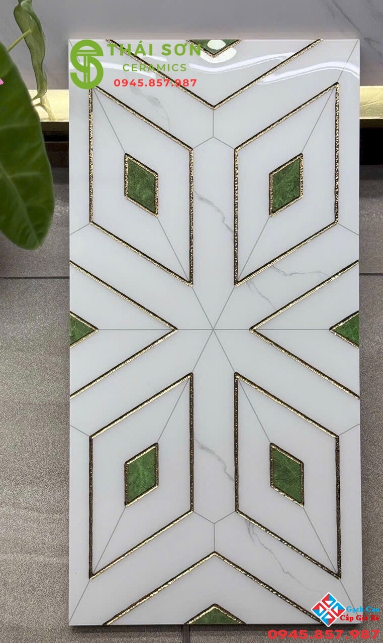 Gạch ốp vách cầu thang 30x60 nhũ vàng cao cấp