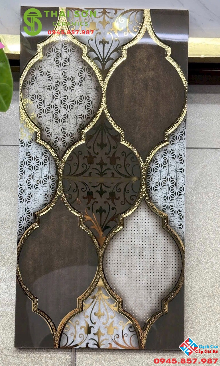 Gạch trang trí phòng khách 30x60 nhập khẩu nhũ vàng