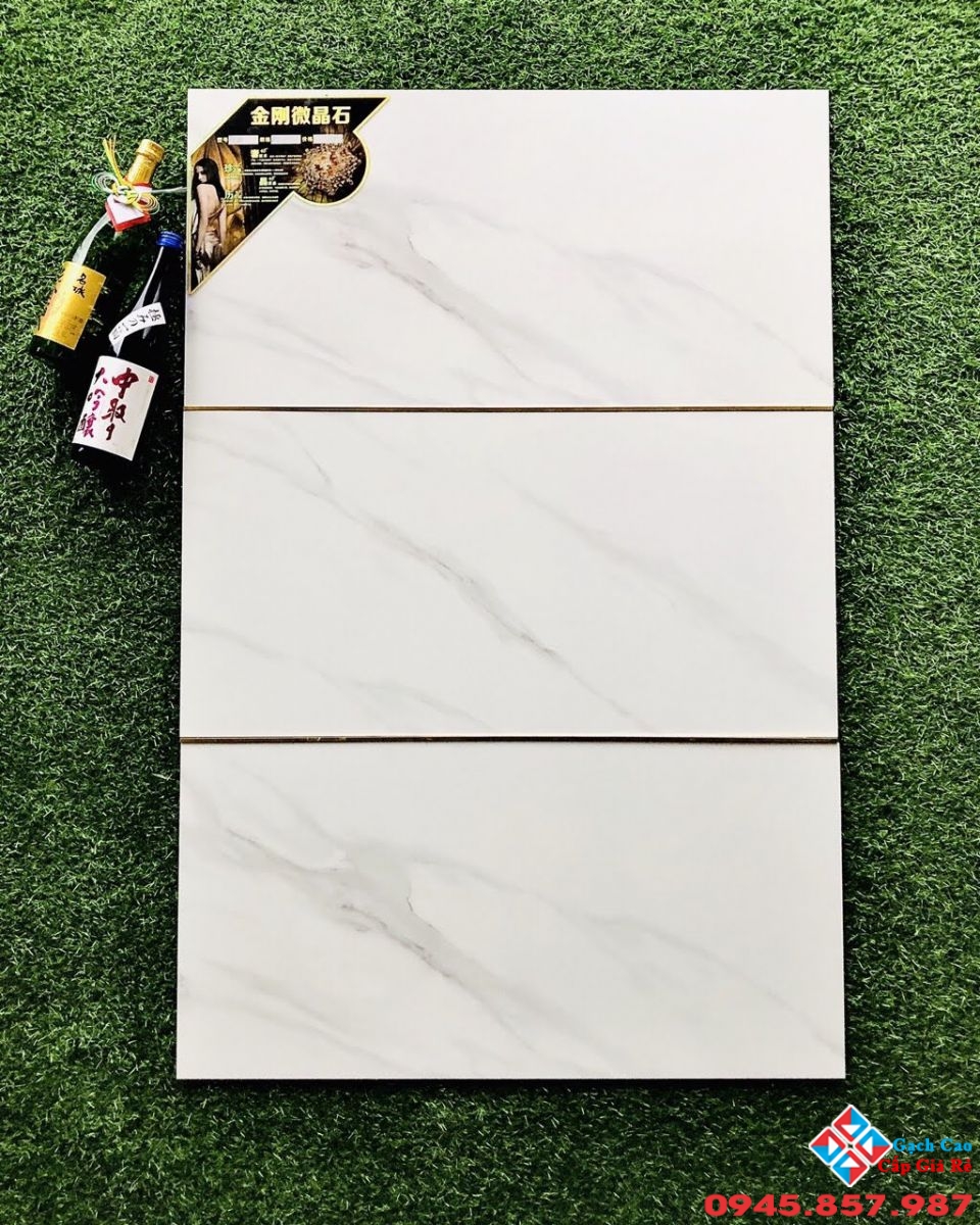 đá bóng kiếng 40x80 trắng vân mây