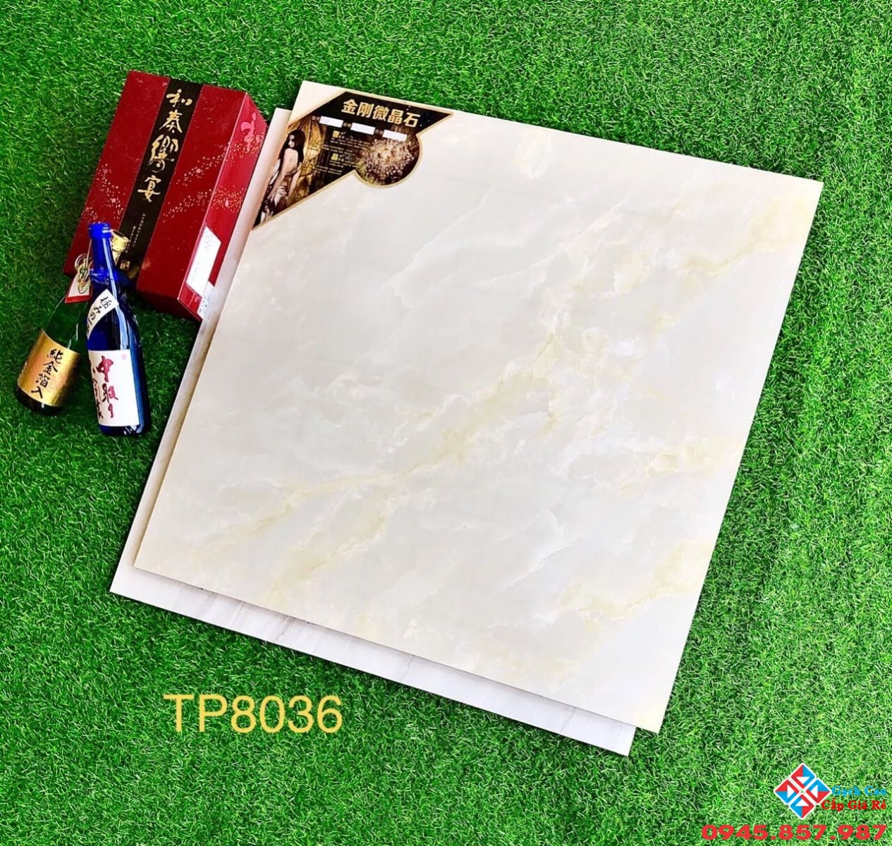 đá bóng kiếng toàn phần 80x80-6