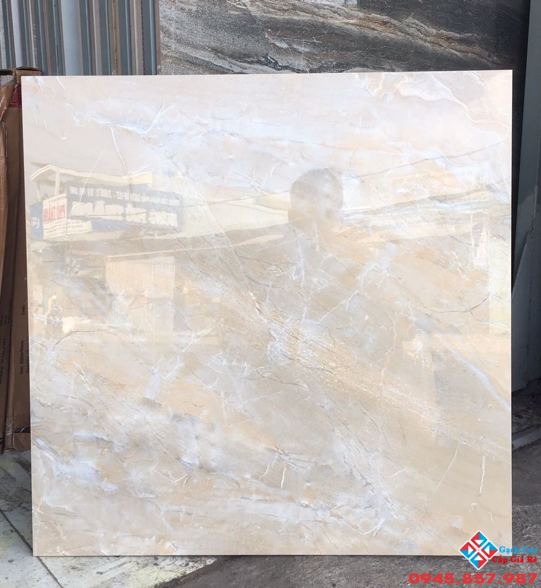 Gạch bóng kiếng 60x60 catalan
