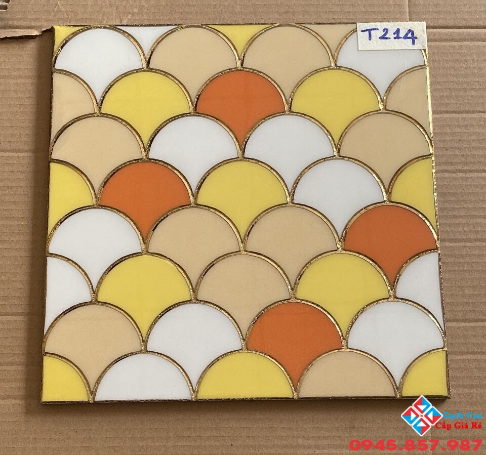 Gạch điểm 30x30 nhũ vàng 