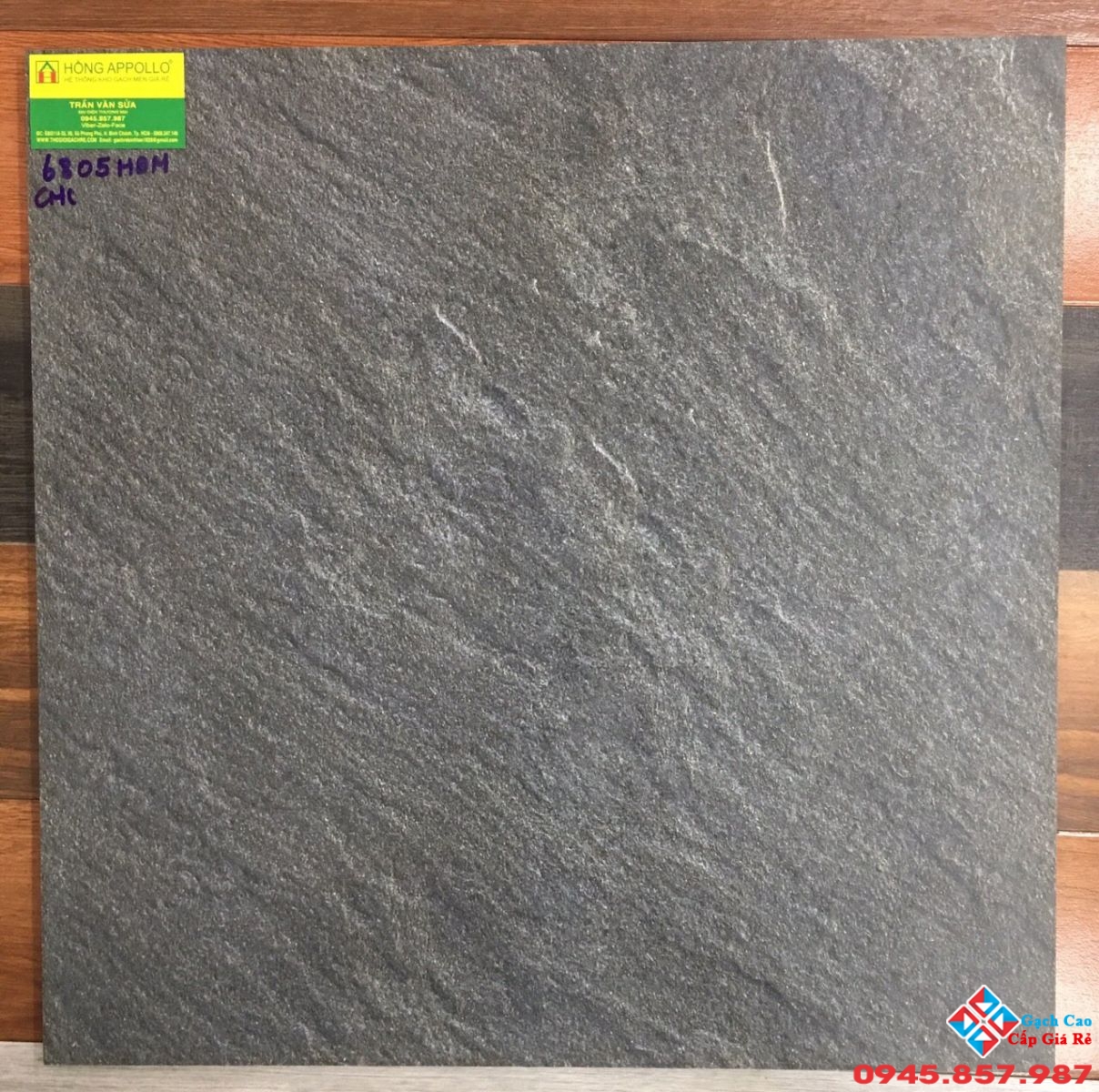 Gạch lát nền 60x60 cmc nhám