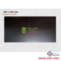 Gạch ốp tường 30x60 apodio màu đen trơn babyskin 