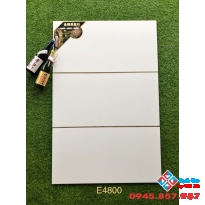 Gạch ốp tường trắng trơn 40x80 trung quốc