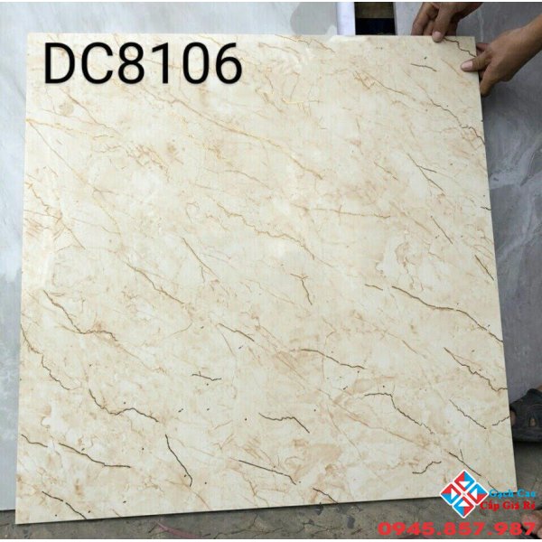 ĐÁ BÓNG KIẾNG 80X80 NHŨ VÀNG