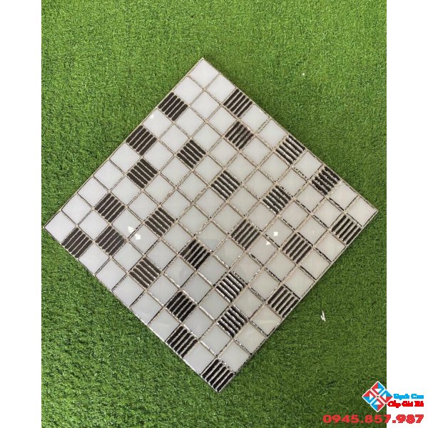 Gạch trang trí 30x30 ô đen trắng trung quốc