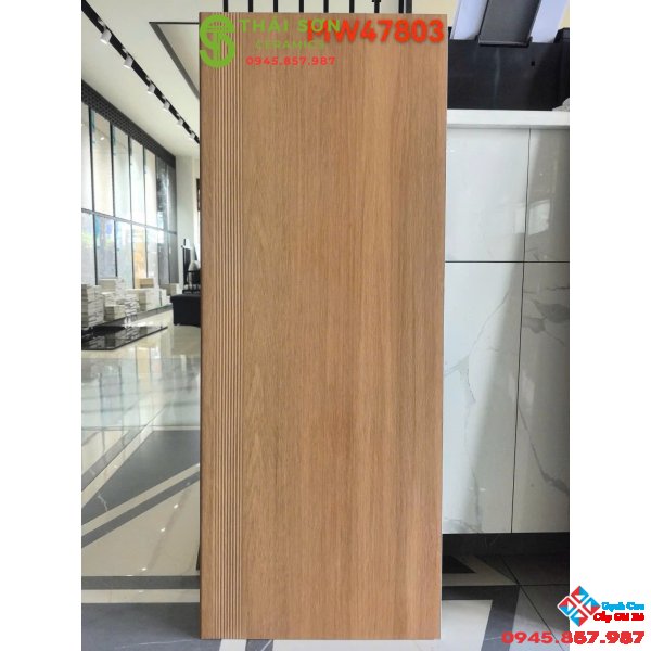 Gạch bậc cầu thang 47x120 trung quốc giả vân gỗ tự nhiên