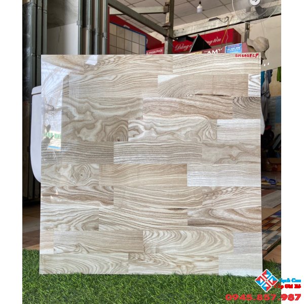 Đá bóng kiếng 60x60 vân gỗ giá rẻ tại miền tây