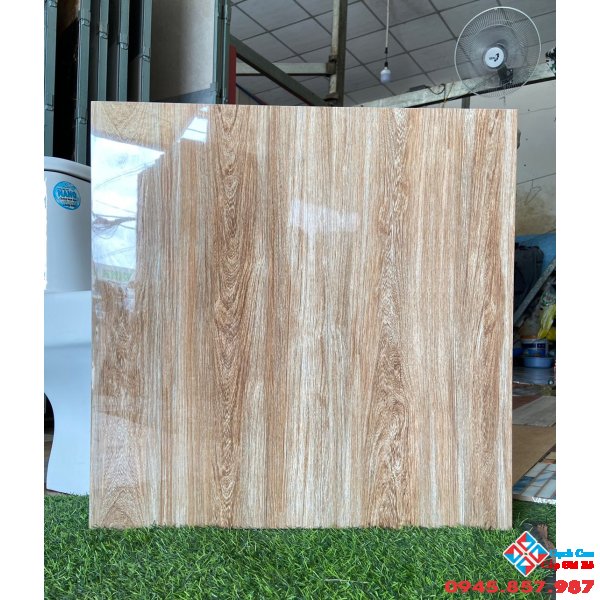 Gạch bóng kiếng giả gỗ 60x60 tại quận 8
