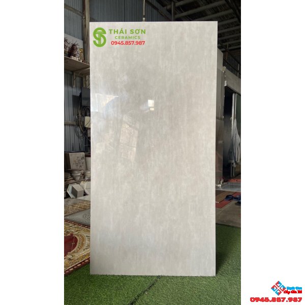 Gạch lát nền trung quốc bóng kiếng 75x150 đá đồng chất