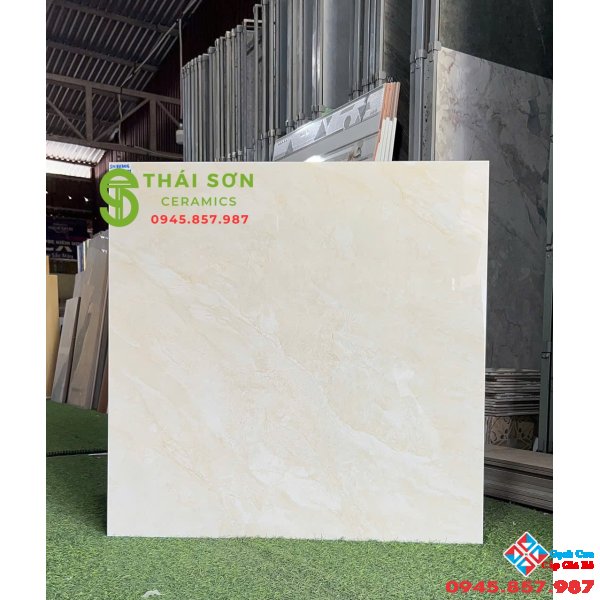 Gạch Takao bóng kính 80x80 lát nền vân vàng kem