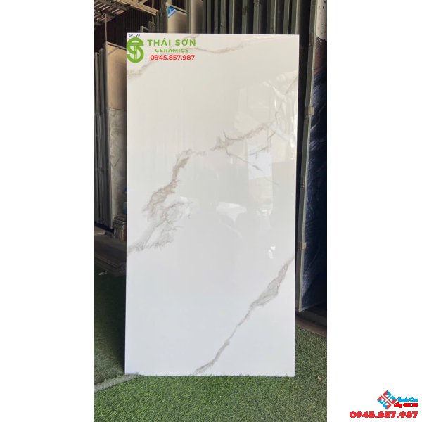 Gạch ấn độ màu trắng vân mây 60x120 lát nền bóng kiếng