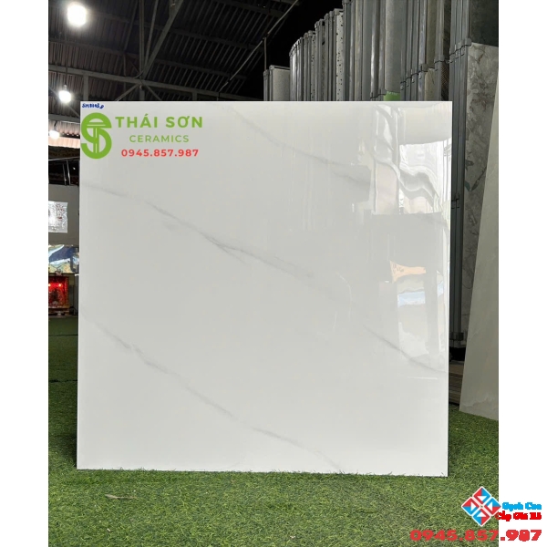 Gạch Takao bóng kính 80x80 lát nền màu trắng vân đá