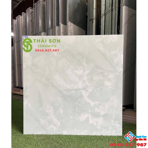 Gạch lát nền phòng khách vitto 80x80 bóng kiếng màu xanh 