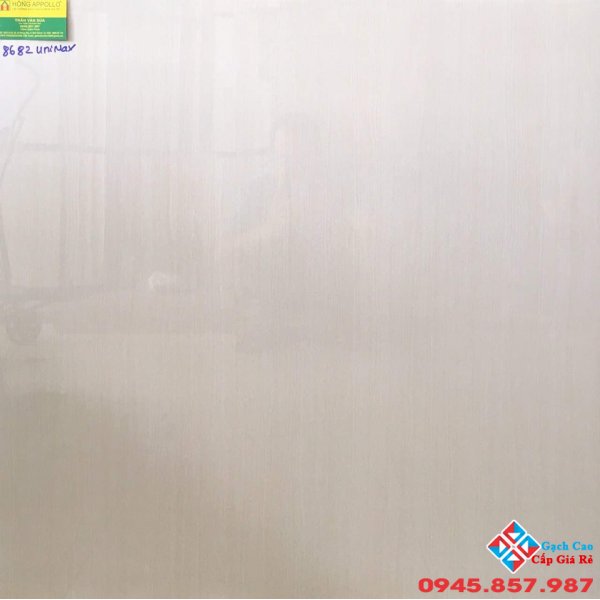 Đá bóng kiếng 80x80 cao cấp 8682